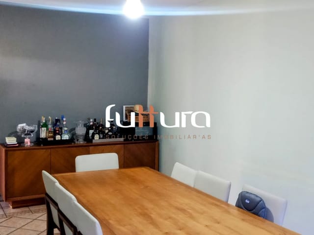 Casa com 497m² 3 quartos e 4 banheiros, à venda, no bairro Jardim América em Goiânia