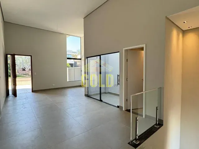 Casa com 277m² 3 quartos e 5 banheiros, à venda, no bairro Conjunto Habitacional Alexandre Urbanas em Londrina