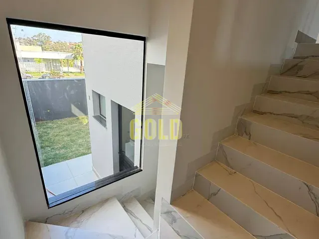 Casa com 277m² 3 quartos e 5 banheiros, à venda, no bairro Conjunto Habitacional Alexandre Urbanas em Londrina