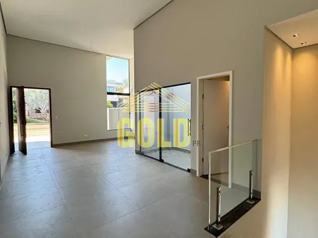 Casa com 277m² 3 quartos e 5 banheiros, à venda, no bairro Conjunto Habitacional Alexandre Urbanas em Londrina