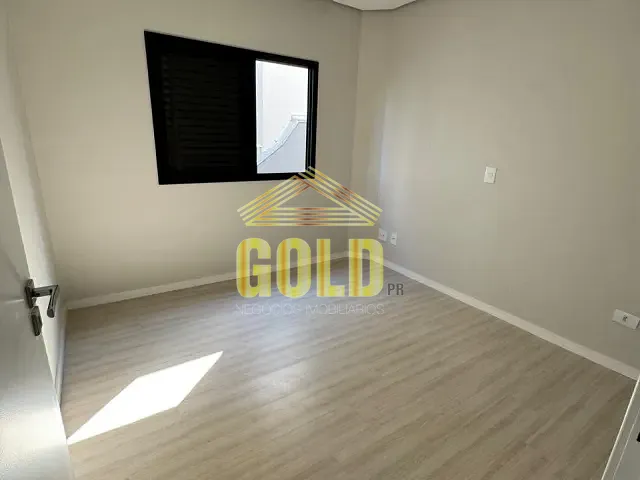 Casa com 277m² 3 quartos e 5 banheiros, à venda, no bairro Conjunto Habitacional Alexandre Urbanas em Londrina