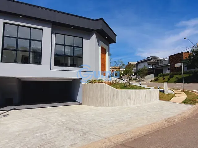 Casa com 345m² 3 quartos e 4 banheiros, à venda, no bairro Condomínio Residencial Euroville II em Bragança Paulista