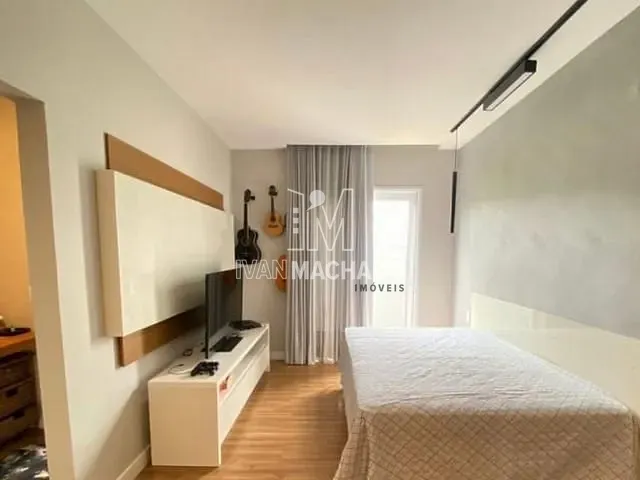 Casa com 220m² 4 quartos e 4 banheiros, à venda, no bairro Jacuhy em Serra