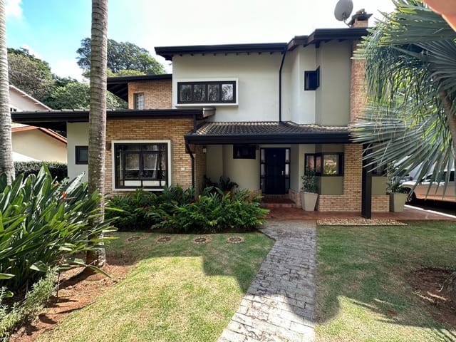 Casa com 800m² 4 quartos e 7 banheiros, à venda, no bairro Não informado em Vinhedo