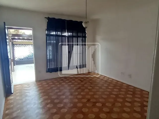 Casa com 250m² 3 quartos e 2 banheiros, à venda, no bairro Vila Aquilino em Santo André
