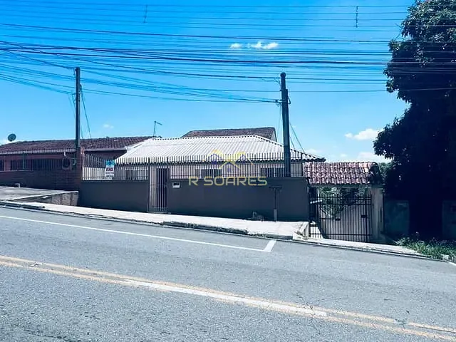 Casa com 323m² 5 quartos e 4 banheiros, à venda, no bairro Cachoeira em Araucária