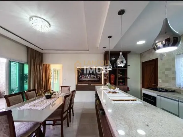 Casa com 800m² 3 quartos e 4 banheiros, à venda, no bairro estrada da mina em Itupeva