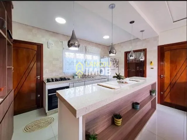 Casa com 800m² 3 quartos e 4 banheiros, à venda, no bairro estrada da mina em Itupeva