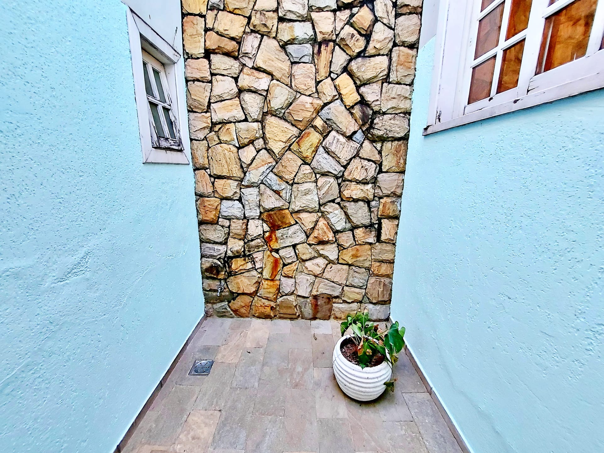 Casa à venda com 3 quartos, suíte, hidromassagem e espaço gourmet no Bairro Padre Eustáquio em Belo Horizonte-MG.