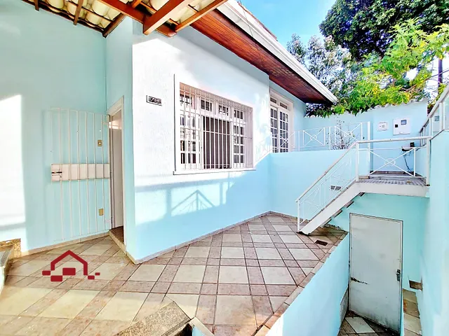 Casa com 242m² 3 quartos e 2 banheiros, à venda, no bairro Carlos Prates em Belo Horizonte