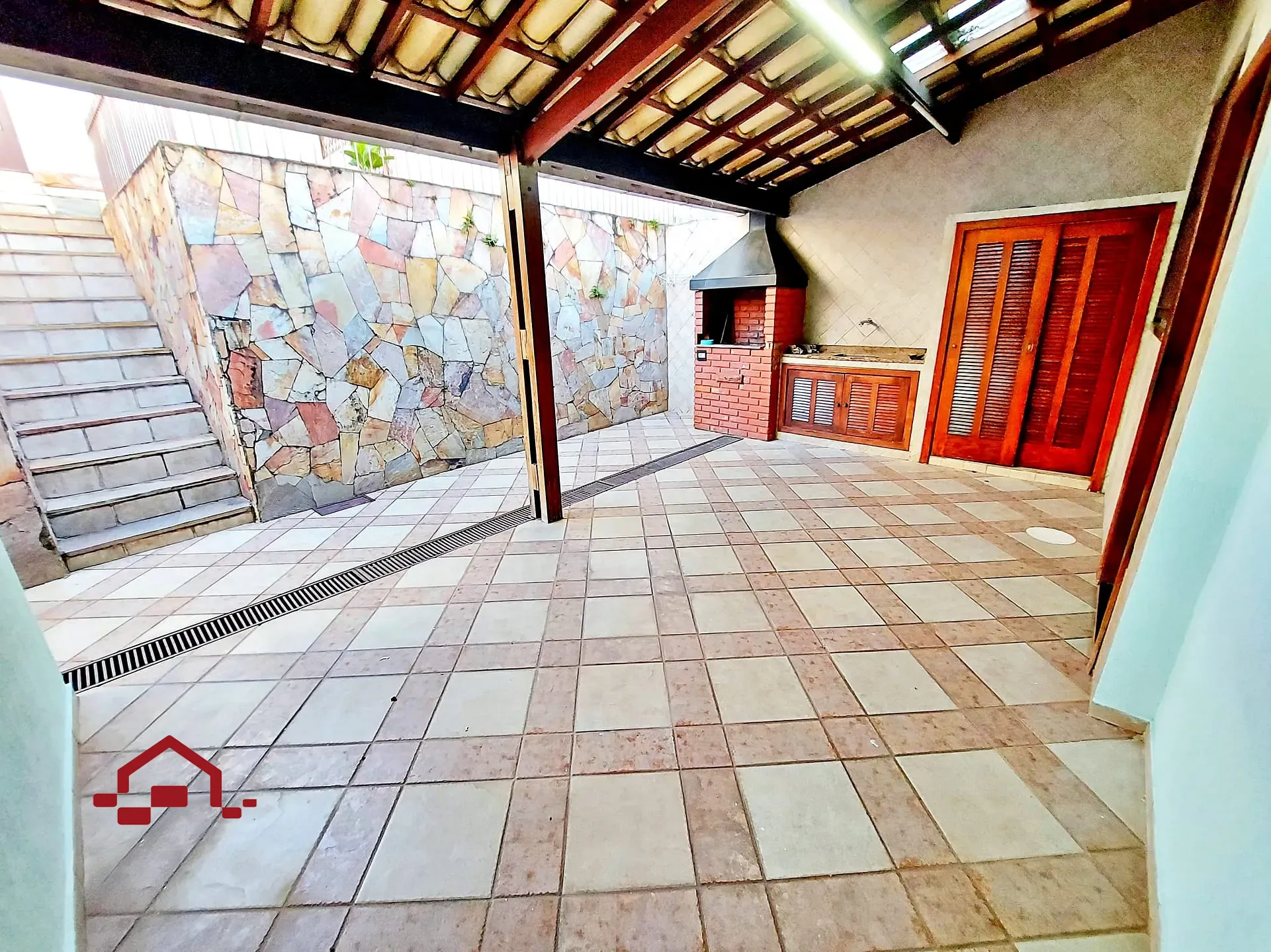 Casa, 3 quartos, 242 m² - Foto 33