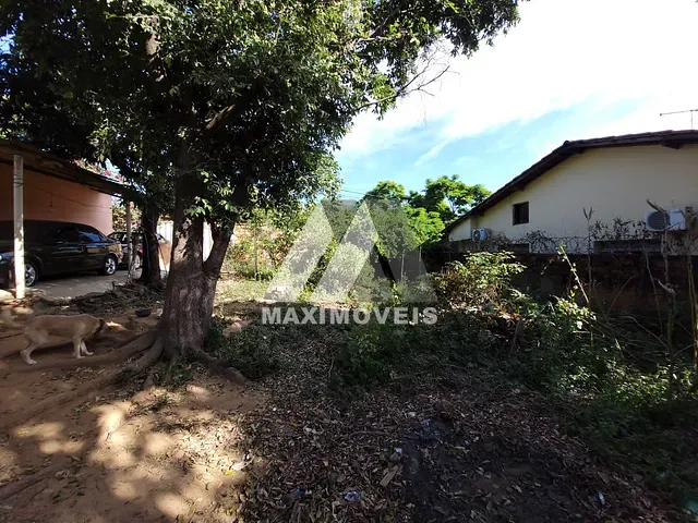 Terreno com 720m², à venda, no bairro Bela Vista em Araçuaí