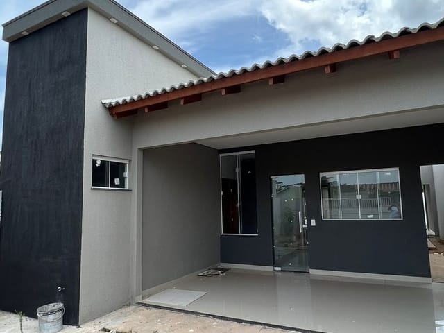 Casa com 300m² 2 quartos e 1 banheiro, à venda, no bairro Jardim Celeste em Sinop