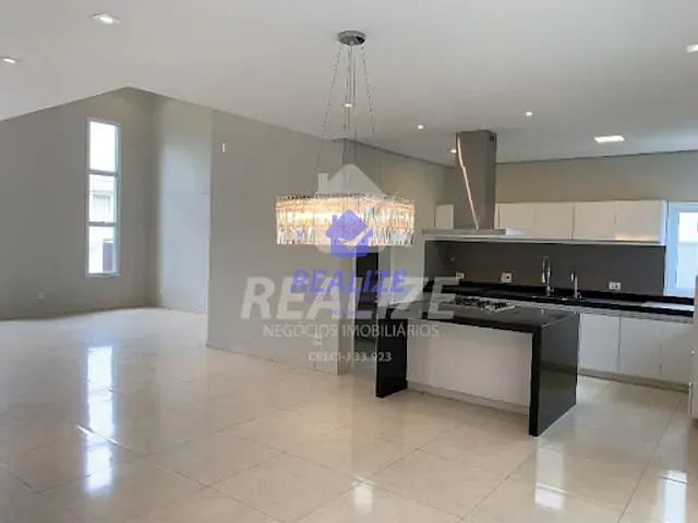 Casa com 450m² 3 quartos e 5 banheiros, à venda, no bairro Jardim Europa em Botucatu