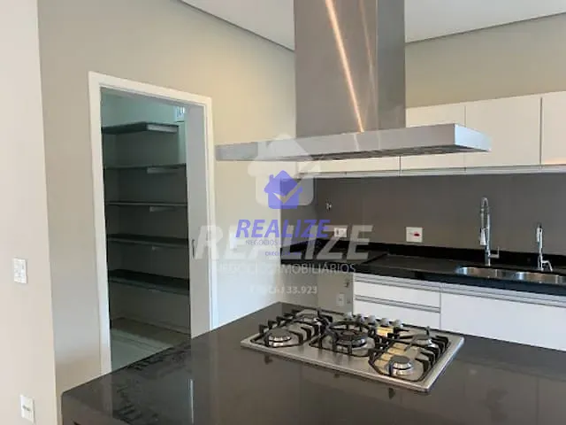 Casa com 450m² 3 quartos e 5 banheiros, à venda, no bairro Jardim Europa em Botucatu