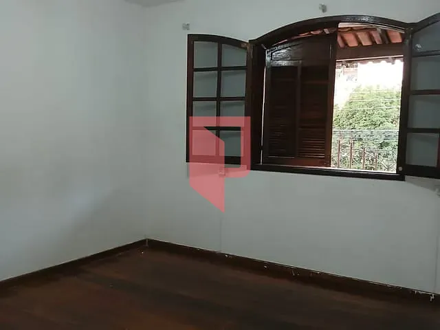 Casa com 140m² 2 quartos e 2 banheiros, à venda, no bairro Caiçaras em Belo Horizonte
