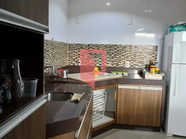 Casa com 140m² 2 quartos e 2 banheiros, à venda, no bairro Caiçaras em Belo Horizonte