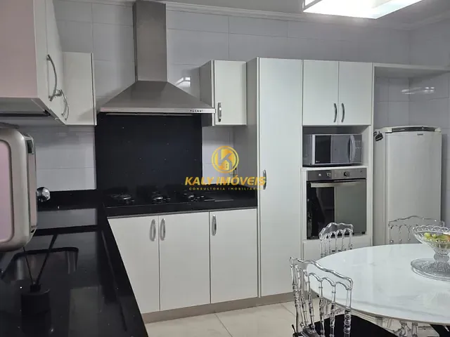 Casa com 187m² 4 quartos e 2 banheiros, à venda, no bairro Nova Gerty em São Caetano do Sul