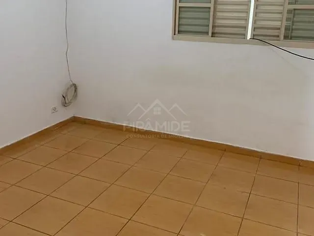 Casa com 93m² 3 quartos e 1 banheiro, à venda, no bairro Jardim Ipê em Poços de Caldas