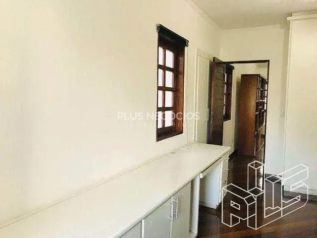 Casa, 4 quartos, 250 m² - Foto 13