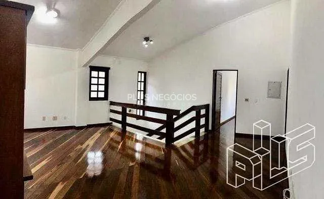 Casa, 4 quartos, 250 m² - Foto 4