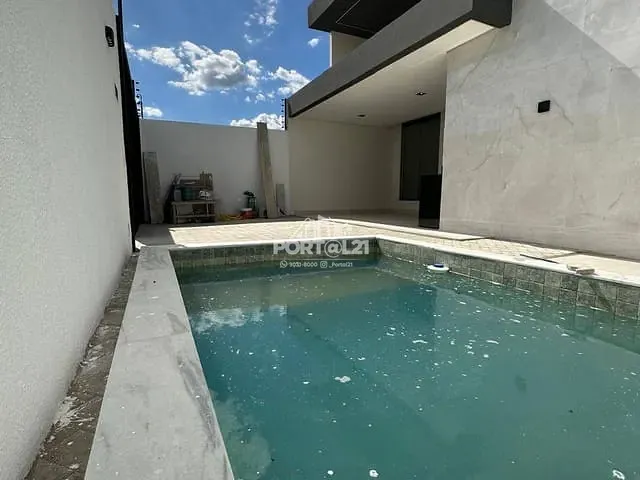 Casa com 200m² 3 quartos e 2 banheiros, à venda, no bairro Cohab São Francisco em Petrolina