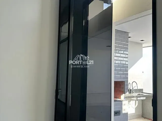 Casa com 200m² 3 quartos e 2 banheiros, à venda, no bairro Cohab São Francisco em Petrolina