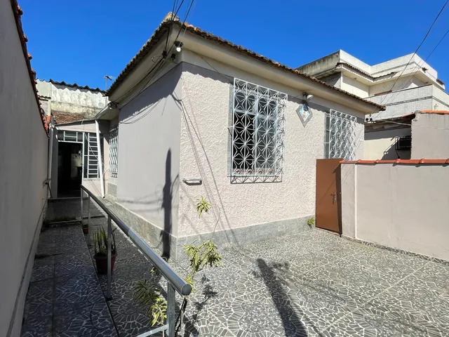Casa 2 quartos e 1 banheiro, à venda, no bairro Bento Ribeiro em Rio de Janeiro