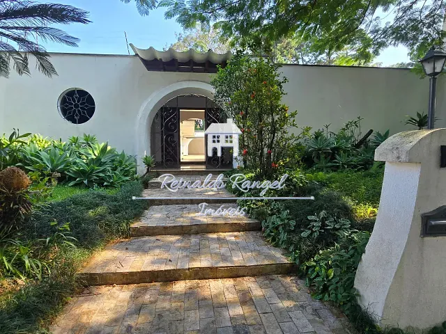 Casa 4 quartos e 6 banheiros, à venda, no bairro Jardim Marajoara em São Paulo
