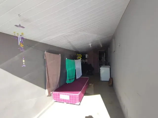 Casa com 250m² 3 quartos e 1 banheiro, à venda, no bairro Industrial em Guarapuava