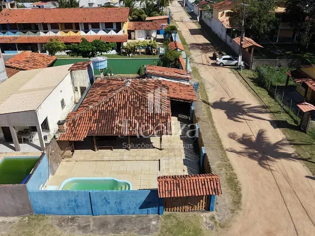 Casa com 300m² 2 quartos e 3 banheiros, à venda, no bairro Olivença em Ilhéus