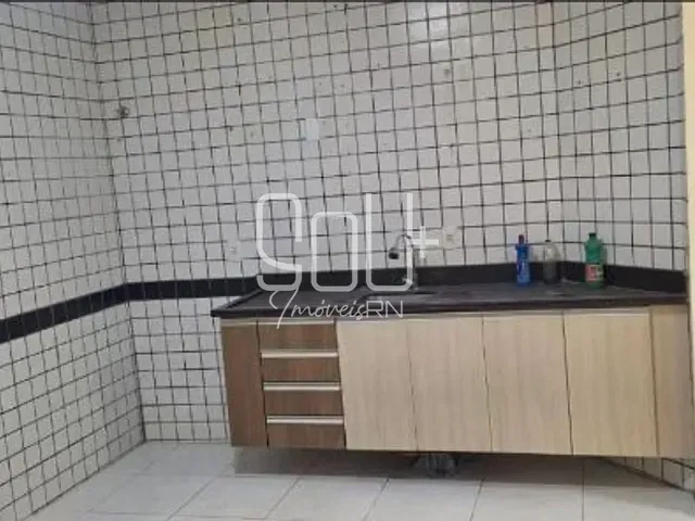 Casa com 270m² 3 quartos e 2 banheiros, à venda, no bairro Nova Parnamirim em Parnamirim