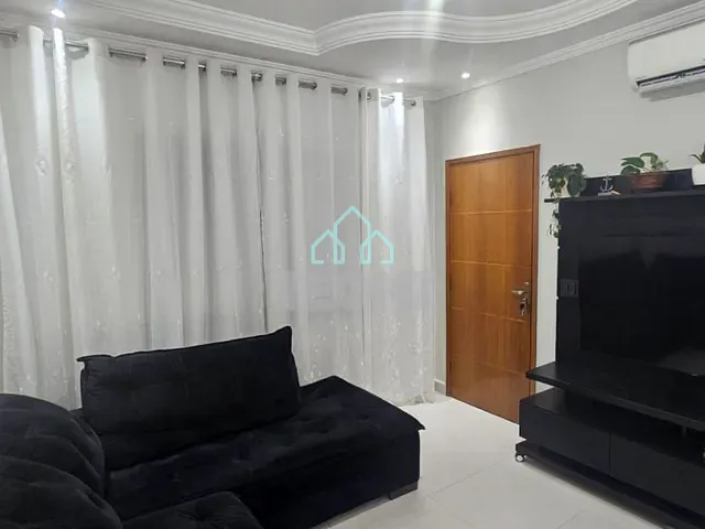 Casa com 125m² 2 quartos e 1 banheiro, à venda, no bairro Monte Belo em Taubaté