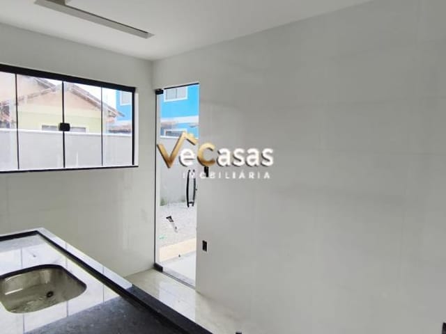 Casa com 80m² 3 quartos e 2 banheiros, à venda, no bairro Enseada das Gaivotas em Rio das Ostras