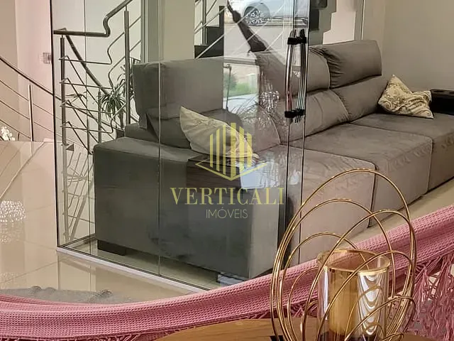 Casa com 363m² 3 quartos e 4 banheiros, à venda, no bairro Ribeirão do Lipa em Cuiabá
