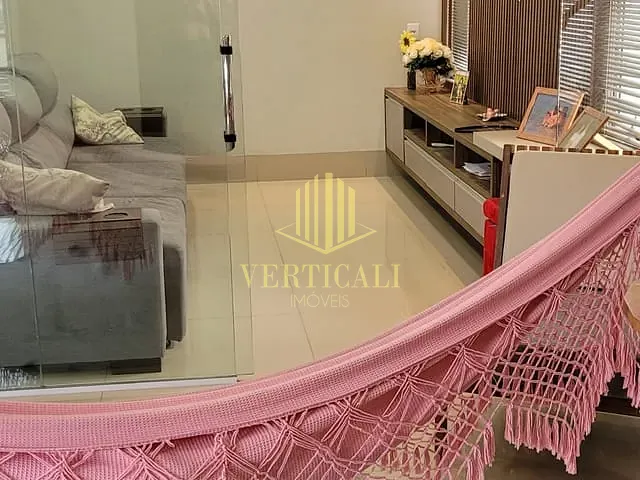 Casa com 363m² 3 quartos e 4 banheiros, à venda, no bairro Ribeirão do Lipa em Cuiabá