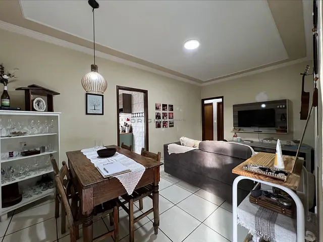 Casa com 360m² 3 quartos e 2 banheiros, à venda, no bairro Vila Nossa Senhora das Graças em Campo Grande