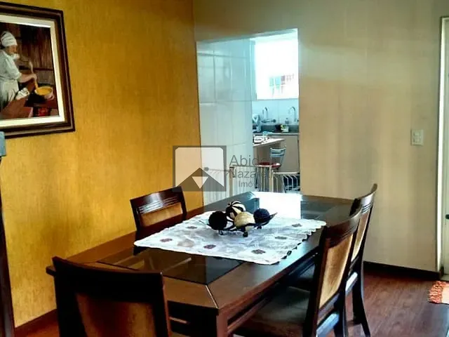 Casa com 245m² 5 quartos e 2 banheiros, à venda, no bairro Pe Pequeno em Niterói