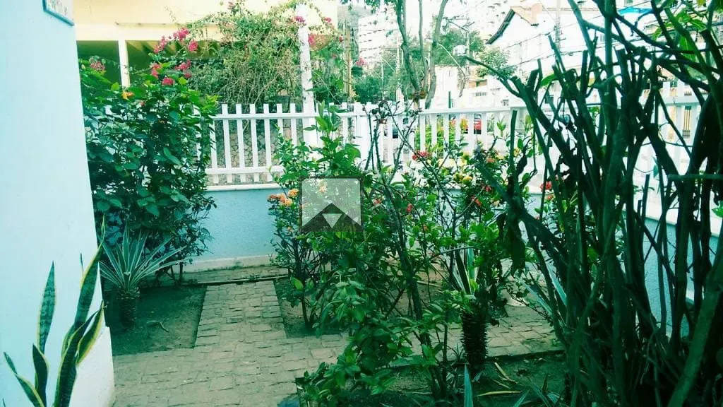 Casa, 5 quartos, 245 m² - Foto 1