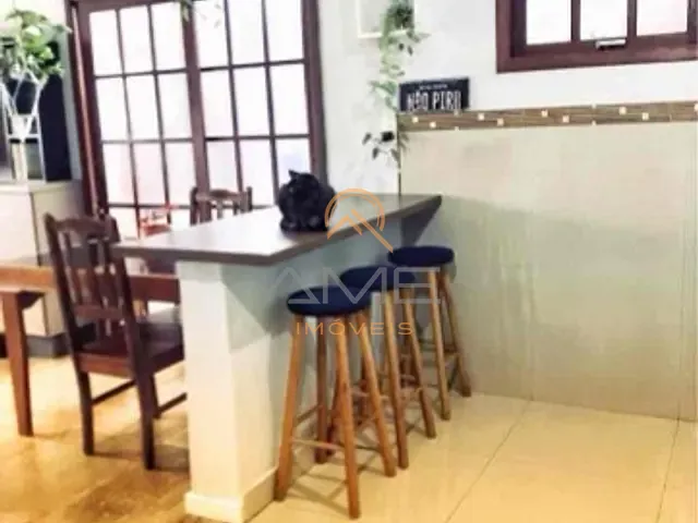 Casa 2 quartos e 1 banheiro, à venda, no bairro Areal em Pelotas