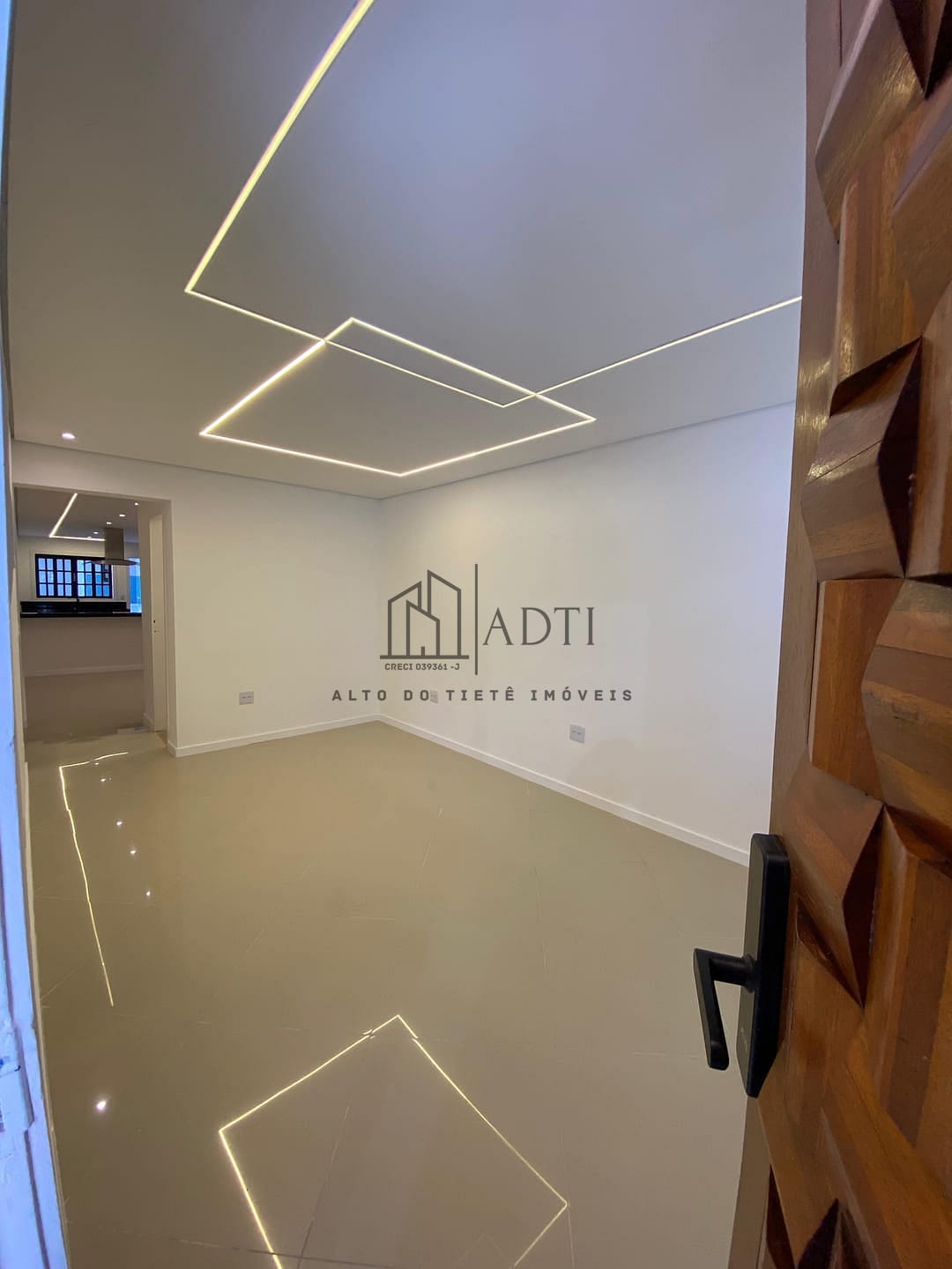 Casa, 3 quartos, 203 m² - Foto 1