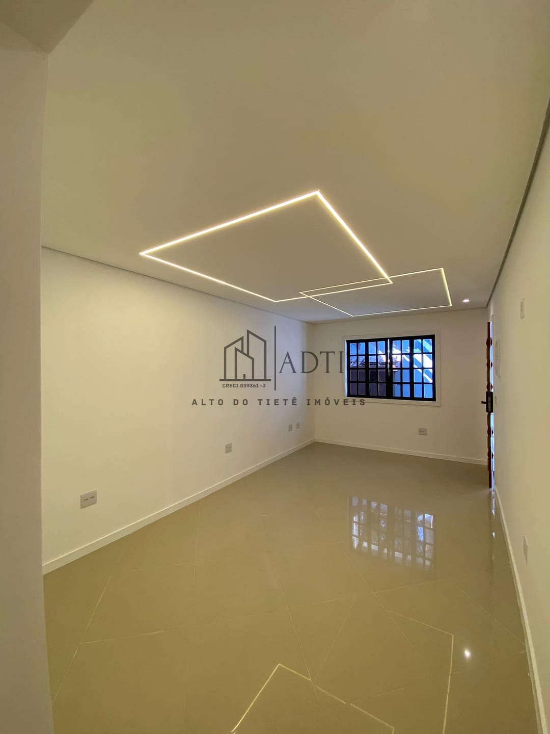 Casa, 3 quartos, 203 m² - Foto 3