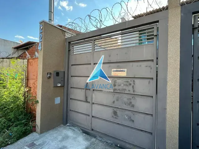 Casa com 180m² 3 quartos e 2 banheiros, para alugar, no bairro Betel em Governador Valadares