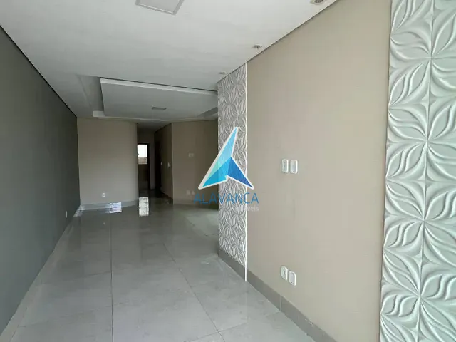Casa com 180m² 3 quartos e 2 banheiros, para alugar, no bairro Betel em Governador Valadares