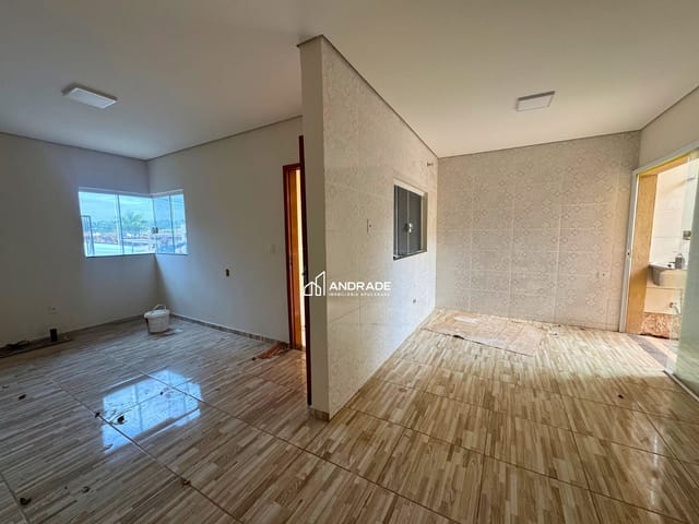 Casa 2 quartos e 1 banheiro, para alugar, no bairro Recanto Mundo Novo em Apucarana