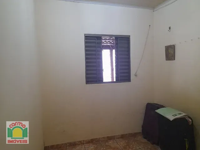 Casa com 408m² 3 quartos e 2 banheiros, à venda, no bairro Vila São Joaquim em Anápolis