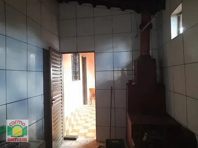Casa com 408m² 3 quartos e 2 banheiros, à venda, no bairro Vila São Joaquim em Anápolis