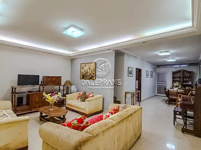 Casa com 302m² 4 quartos e 4 banheiros, à venda, no bairro Núcleo Bandeirante em Brasília