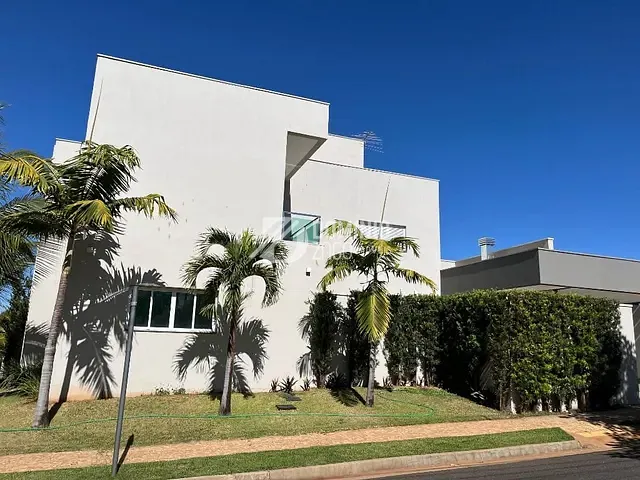Casa com 395m² 5 quartos e 7 banheiros, à venda, no bairro Damha Residencial Uberaba II em Uberaba