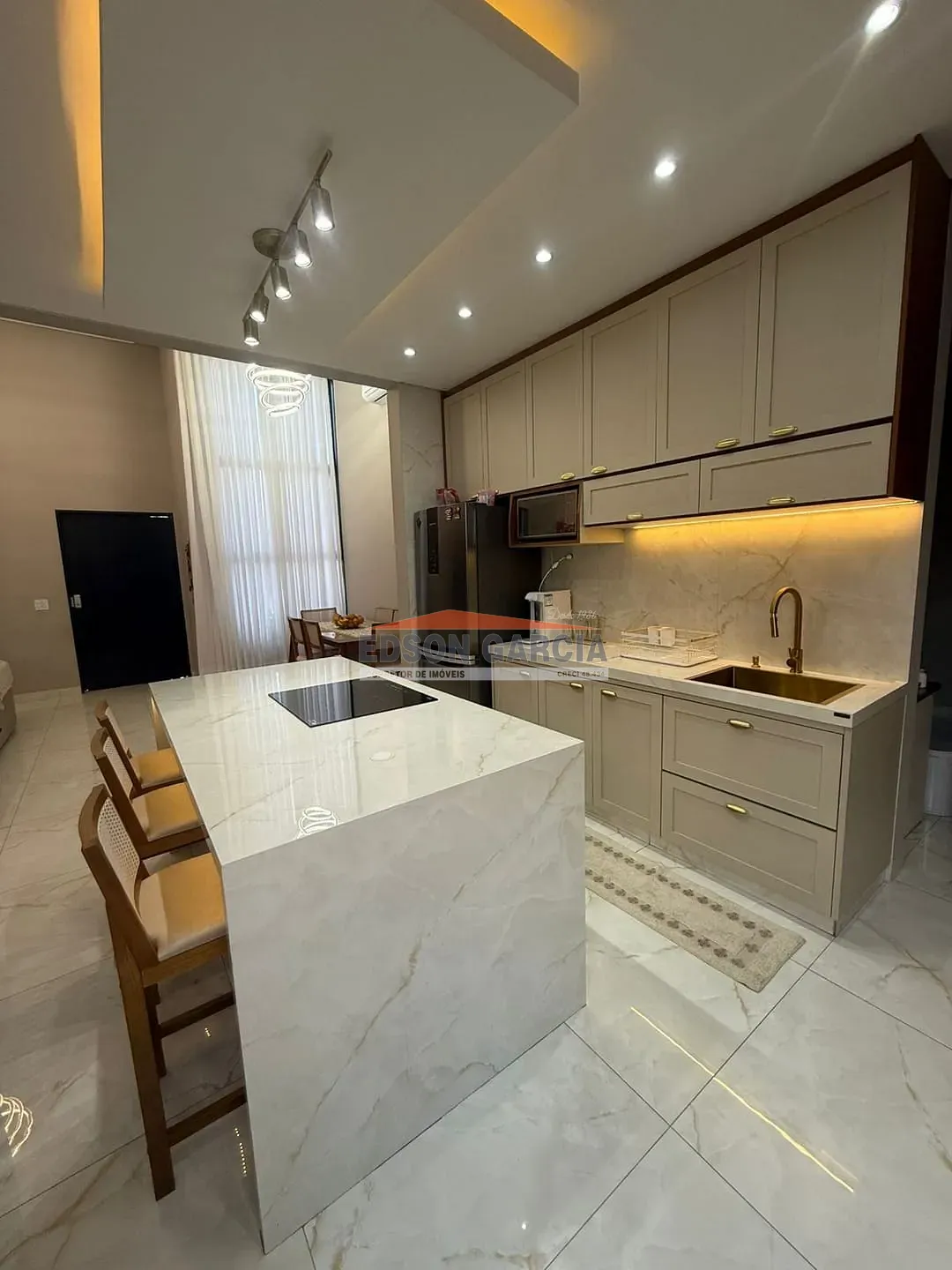 Casa, 3 quartos, 147 m² - Foto 1